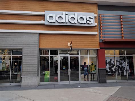 adidas outlet store canada